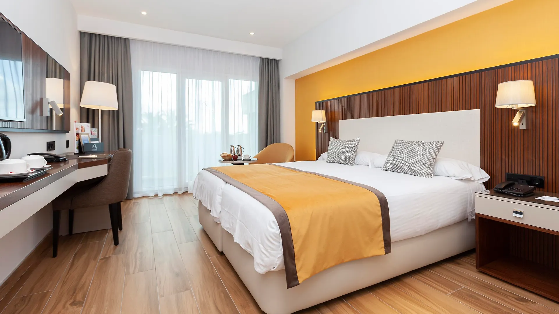 Alanda Marbella Hotel 5*,